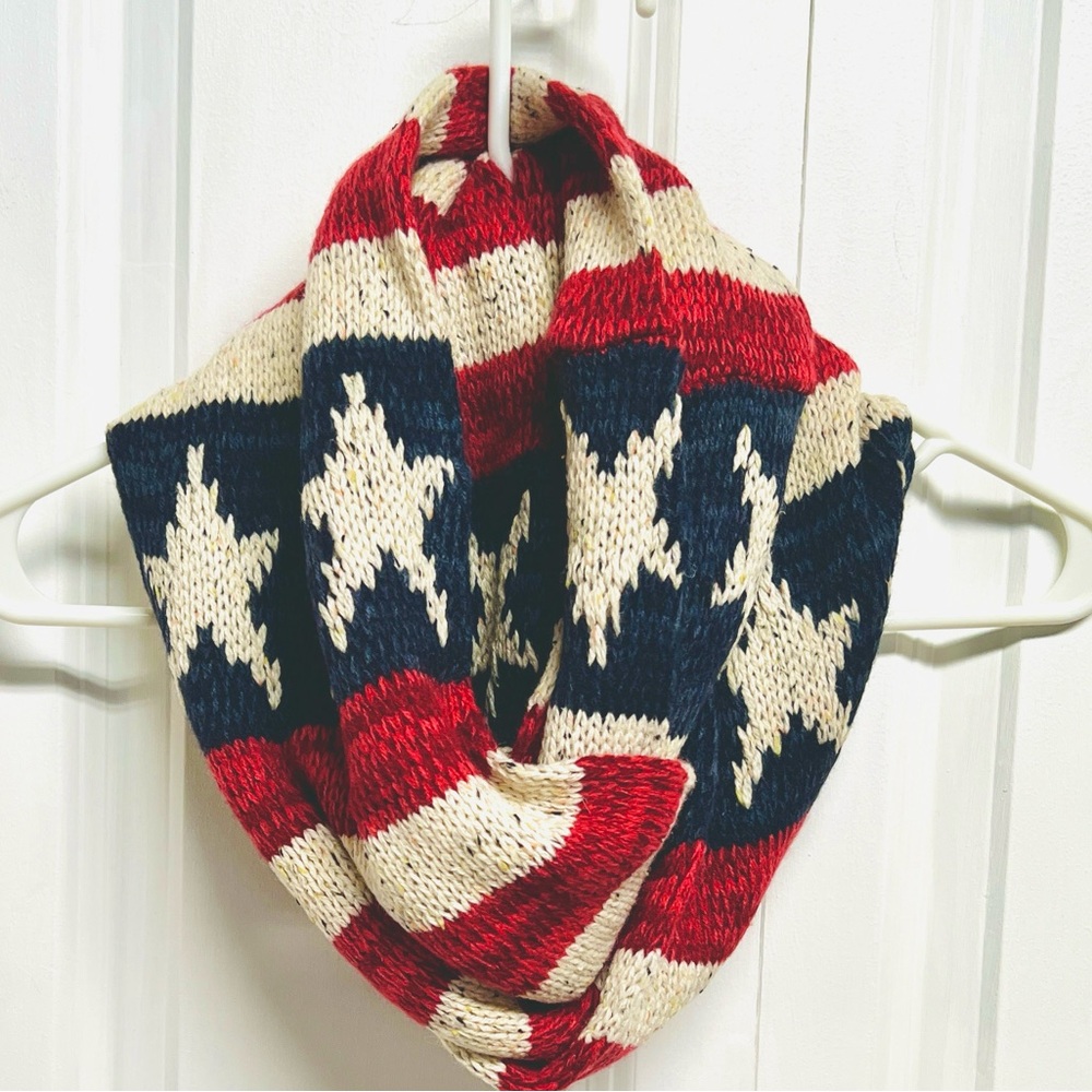 Muk Luks Red Navy Cream Star & Stripe Knit Infinity Tub Scarf